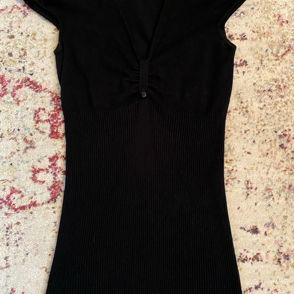 Black button top - Picture 6 of 7